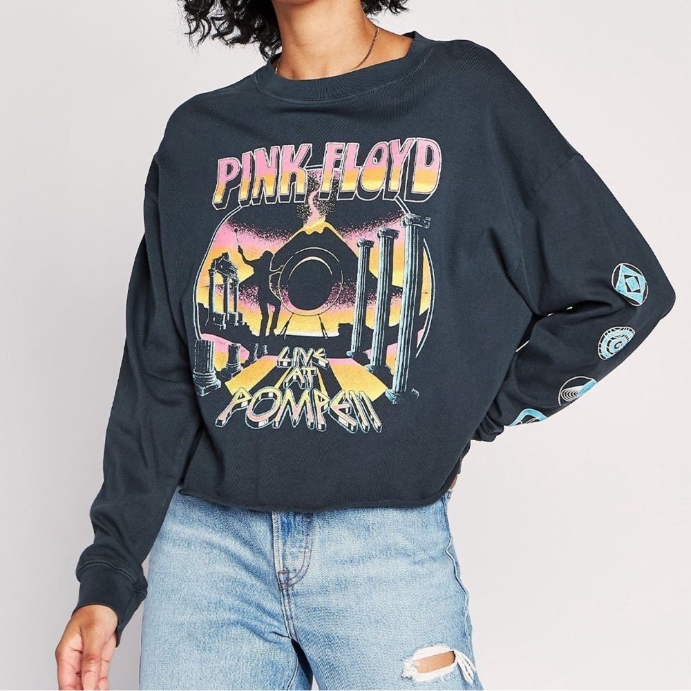 DAYDREAMER Pink Floyd Pompeii Long Sleeve Crop Tee in Vintage‎ Black Size L